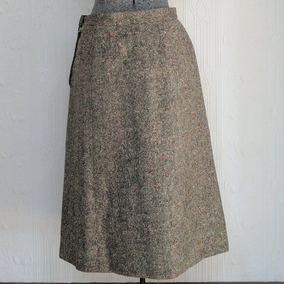 70's Aquascutum brown tweed A-line skirt - Picture 3 of 4